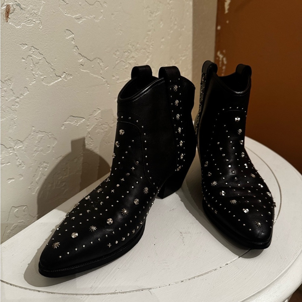 Sam Edelman Black Studded Western Ankle Boots Women’s size  7.5